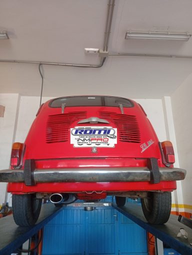 Silencioso trasero y cola